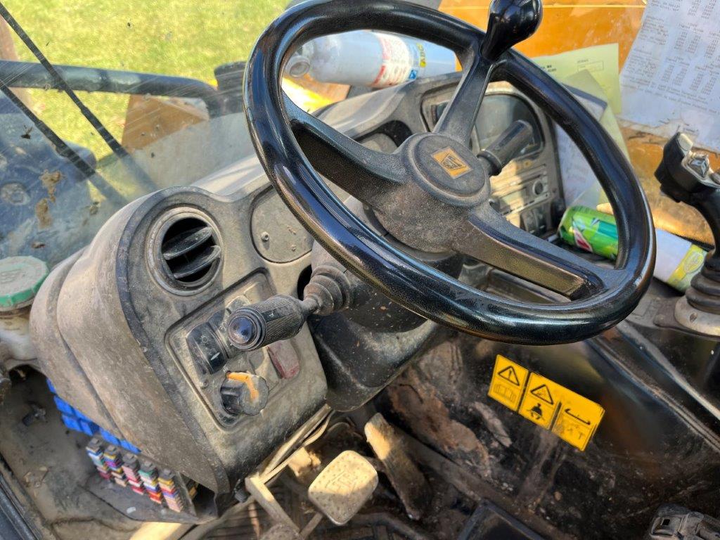 2014 JCB 527-58 Telehandler - Image 6