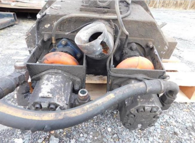 2006 Auto Car Expeditor with Line Removal/Saw Cutting Truck - Image 13