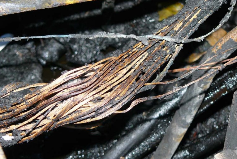 2005 Mustang MTL25 Skid Steer - Image 25