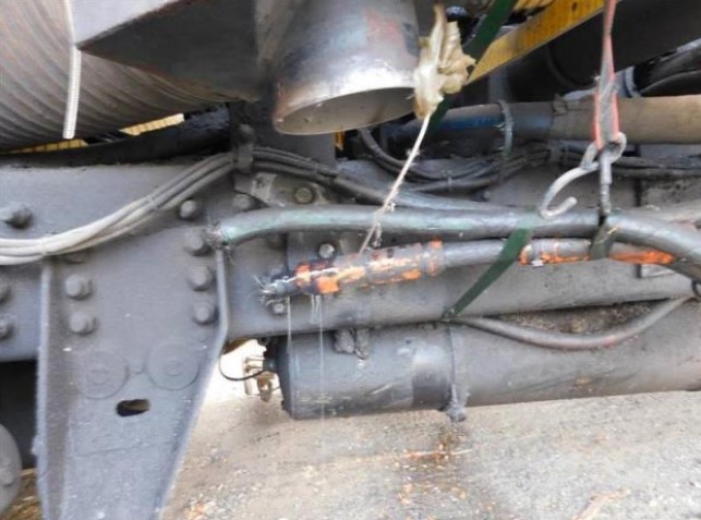 2006 Auto Car Expeditor with Line Removal/Saw Cutting Truck - Image 9