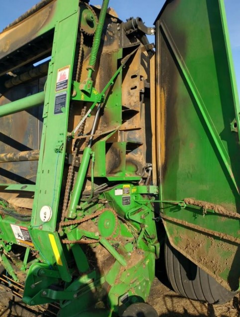 John Deere 568 Baler - Image 4