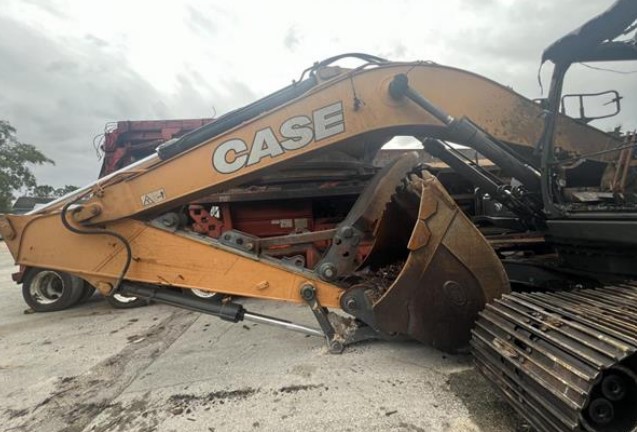2019 CASE CX250D Excavator - Image 8