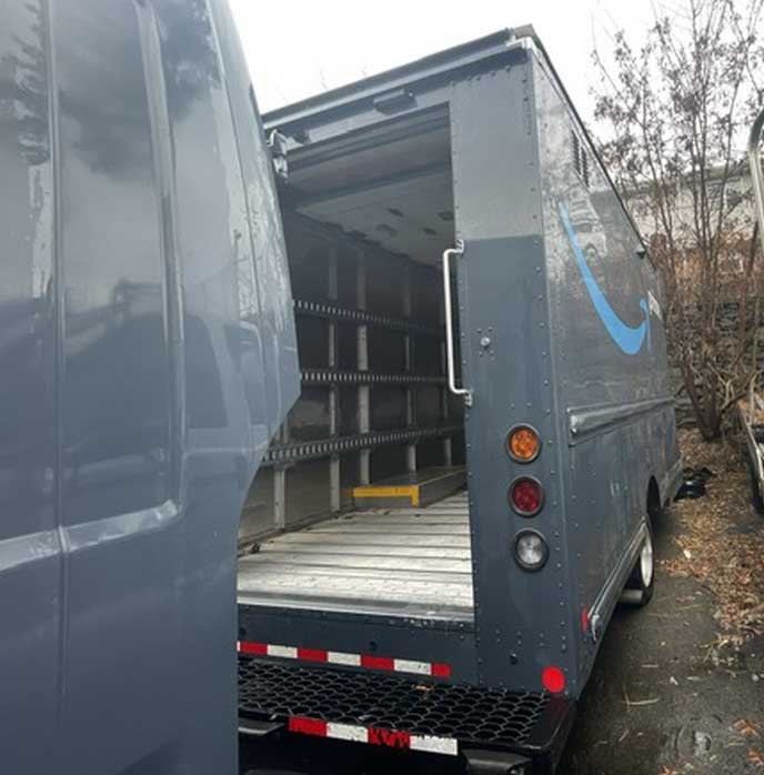 2022 Ford Transit Step Van - Image 3