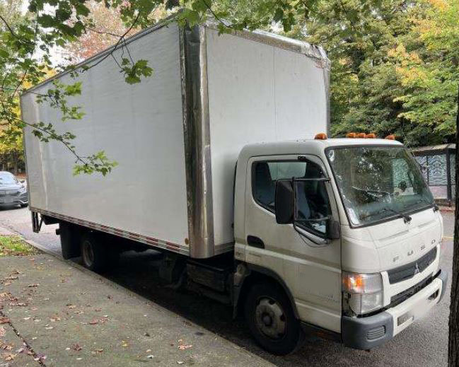 2012 Mitsubishi Fuso Box Truck