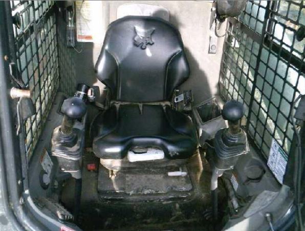 2015 Bobcat T590 Track Loader - Image 2