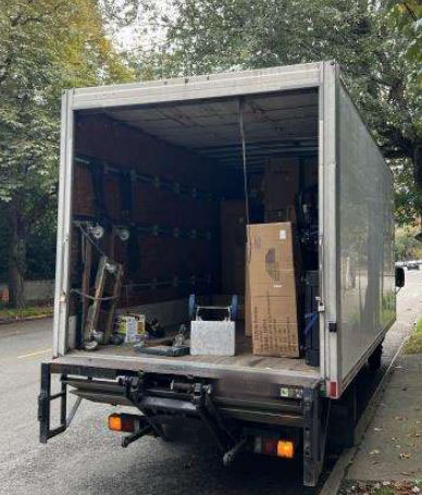 2012 Mitsubishi Fuso Box Truck - Image 3