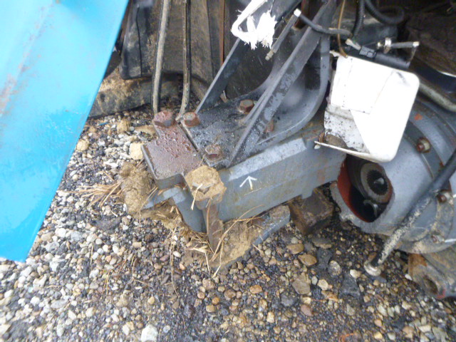 2000 New Holland TM115 Tractor - Image 22