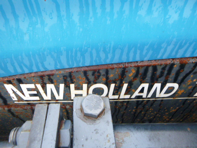 2000 New Holland TM115 Tractor - Image 28