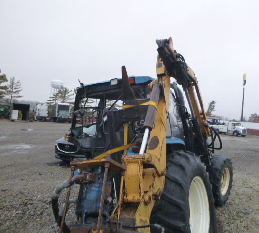 2000 New Holland TM115 Tractor - Image 8