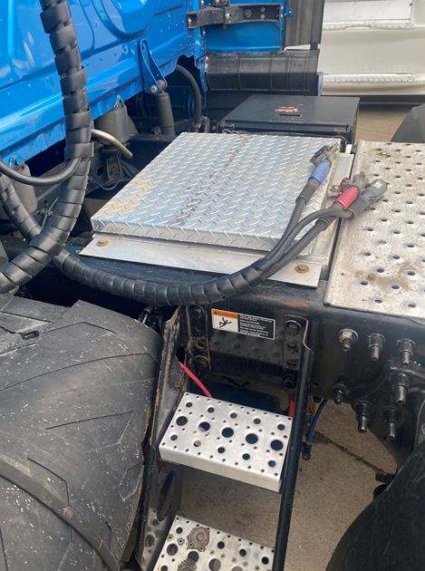 2016 Freightliner Cascadia - Image 15