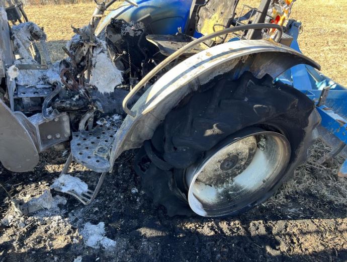 2015 New Holland Workmaster 70 Tractor with Loader - Image 3