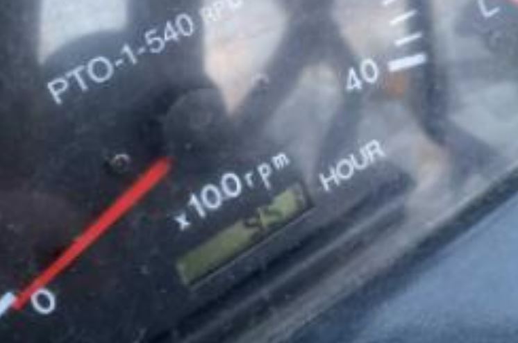 2011 Bobcat CT225 Tractor with Loader - Image 6