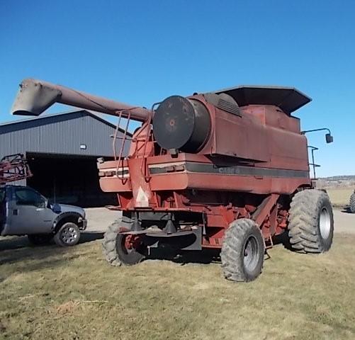 1999 Case IH 2388 Combine - Image 7