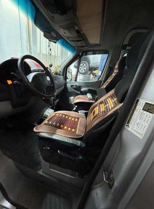 2012 Mercedes Benz Sprinter - Image 6