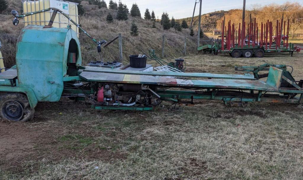 [Auction] 1998 Dejong 1220 Christmas Tree Baler CAG