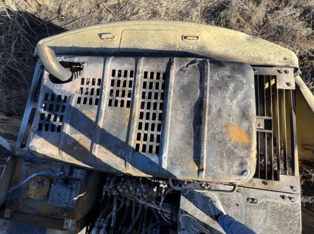 Komatsu PC220LC Excavator - Image 19