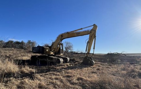 Komatsu PC220LC Excavator