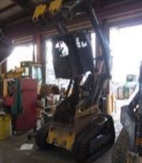 2022 John Deere 333G Skid Steer - Image 2