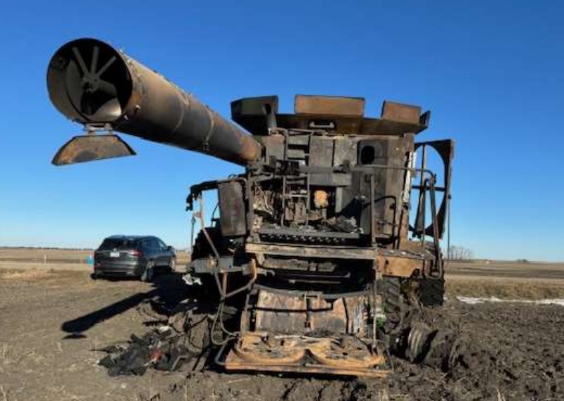 2011 John Deere 9870 STS Combine - Image 10