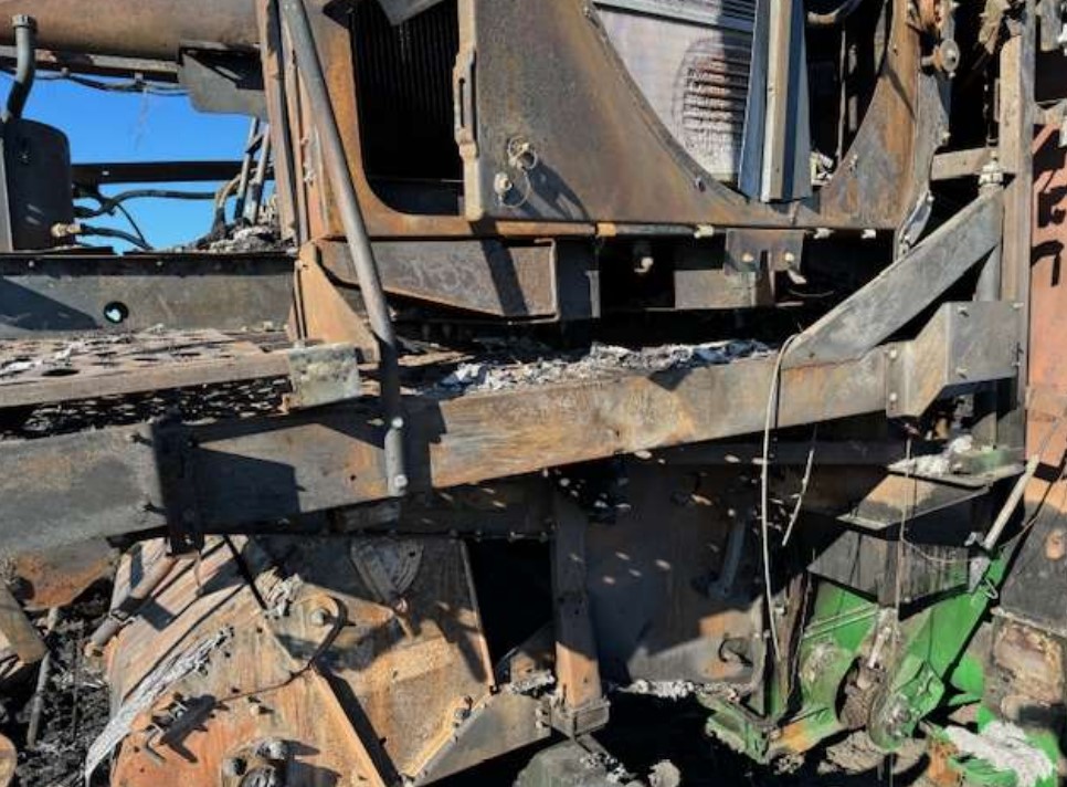 2011 John Deere 9870 STS Combine - Image 15