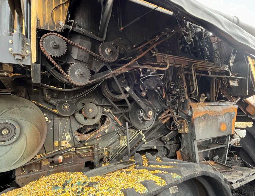 2010 Caterpillar Lexion 595R Combine - Image 14