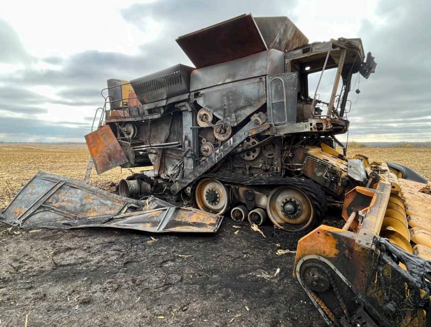2010 Caterpillar Lexion 595R Combine - Image 4