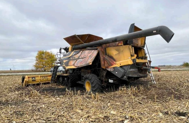 2010 Caterpillar Lexion 595R Combine - Image 9