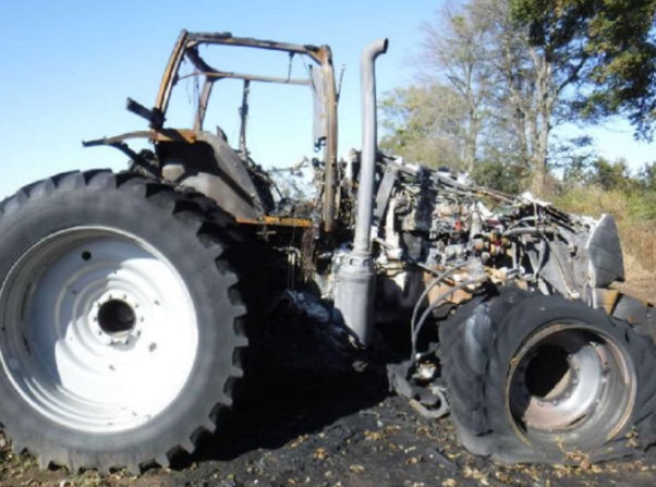 2014 Case IH 290 Magnum Tractor - Image 3