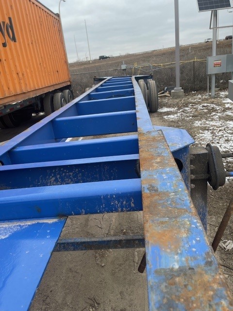 1993 Strick Commercial 40’ Trailer Chassis - Image 2