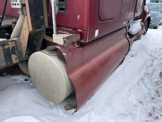 1997 Kenworth T2000 - Image 8