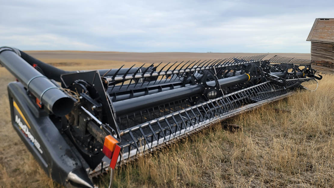 2011 MacDon FD70 FlexDraper Header - Image 2