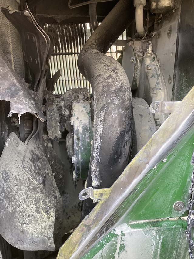 1995 John Deere 8100 Tractor - Image 3