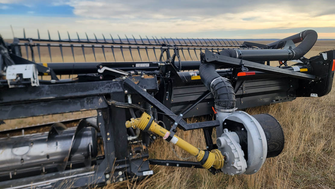 2011 MacDon FD70 FlexDraper Header - Image 7