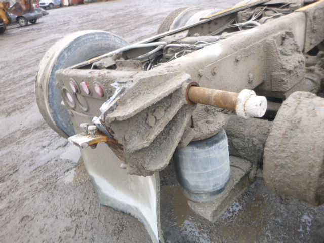 1998 Kenworth W900 Dump Truck - Image 16