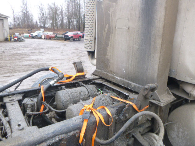 1998 Kenworth W900 Dump Truck - Image 21