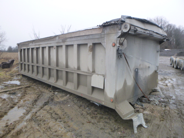 1998 Kenworth W900 Dump Truck - Image 24