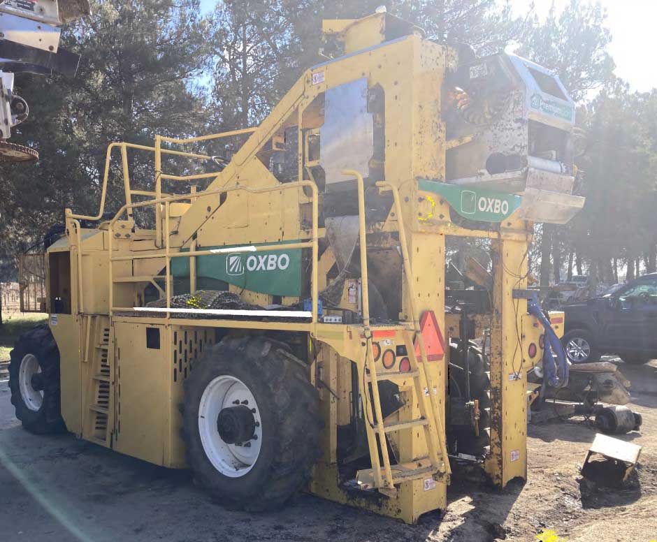 2018 OXBO 6120 Grape Harvester - Image 3