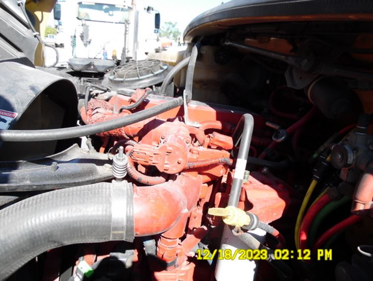 2012 Freightliner M2 Box Truck - Image 3