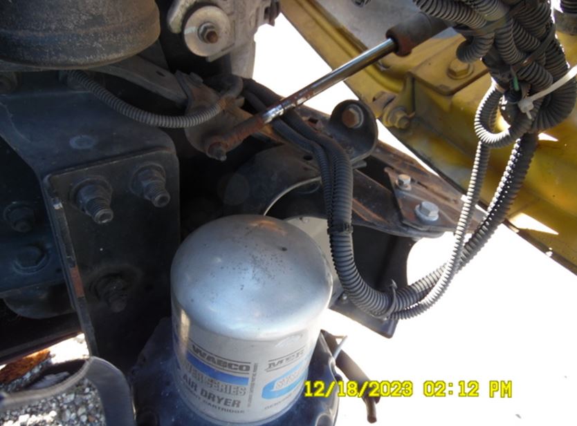 2012 Freightliner M2 Box Truck - Image 4