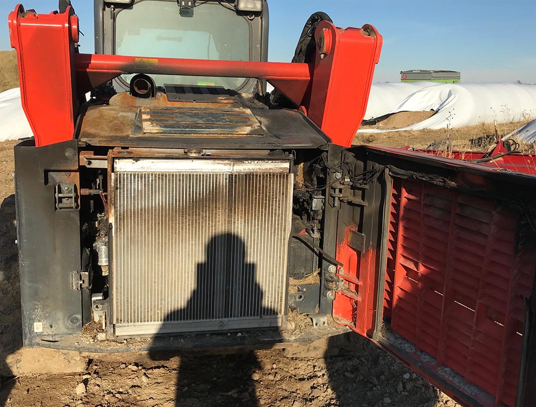 2021 Kubota SVL97-2 Skid Steer - Image 3