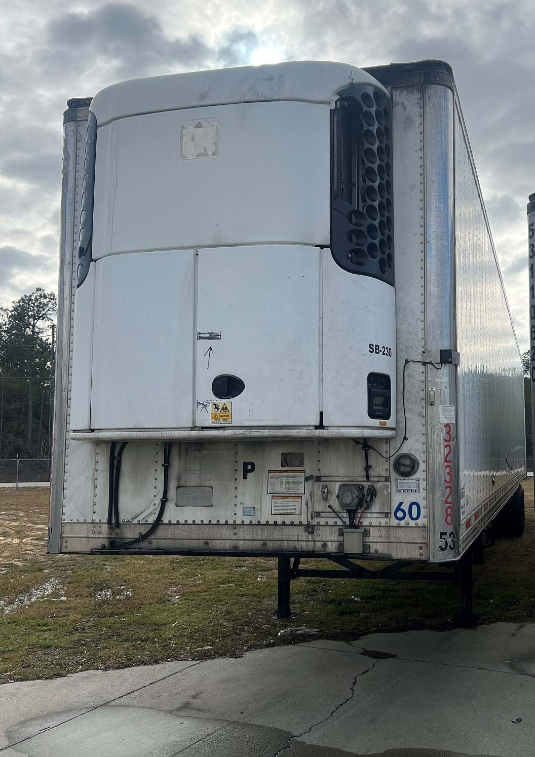 2015 Vanguard Reefer Trailer - Image 3