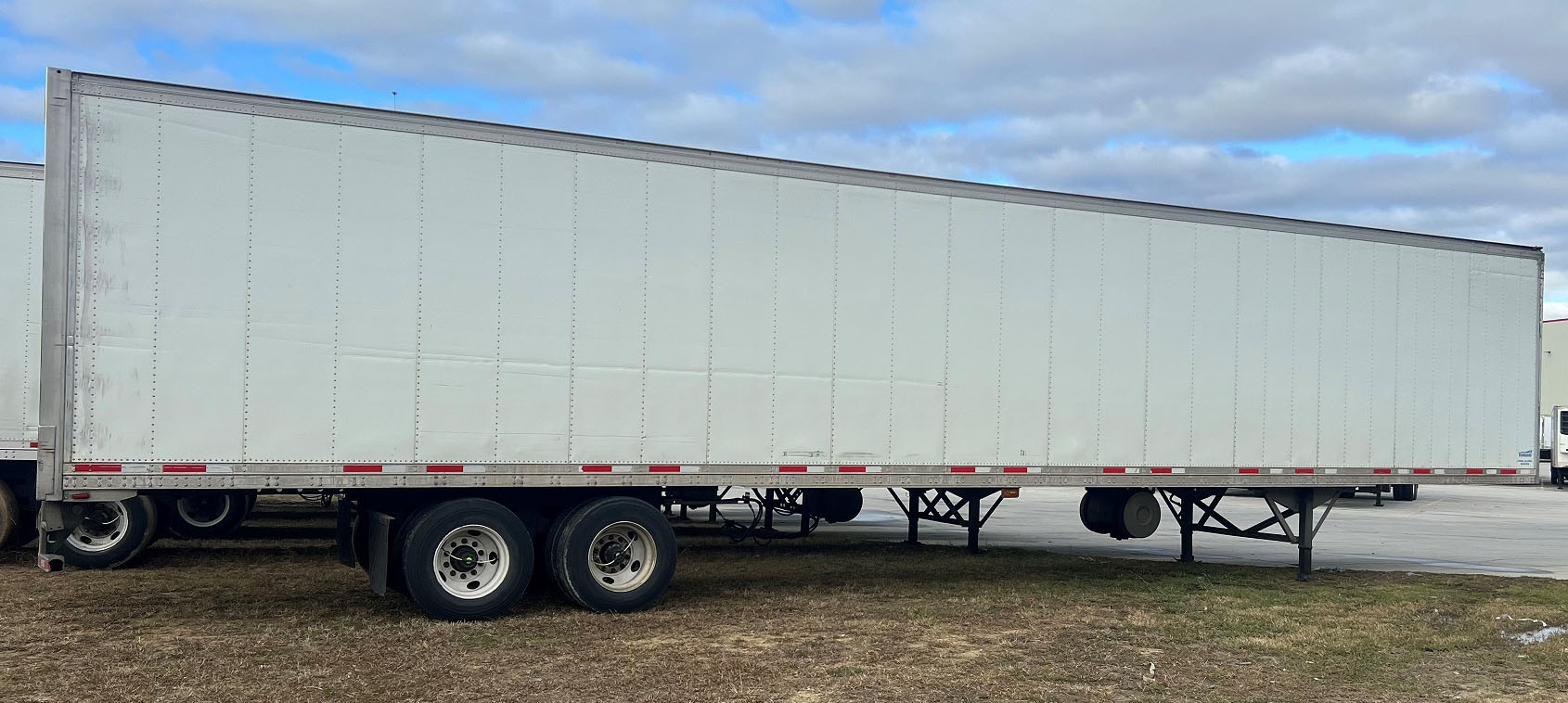 2015 Vanguard Reefer Trailer - Image 4