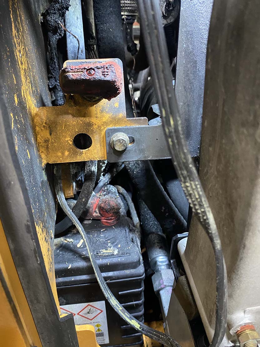 2023 CASE SR210B Skid Steer - Image 5