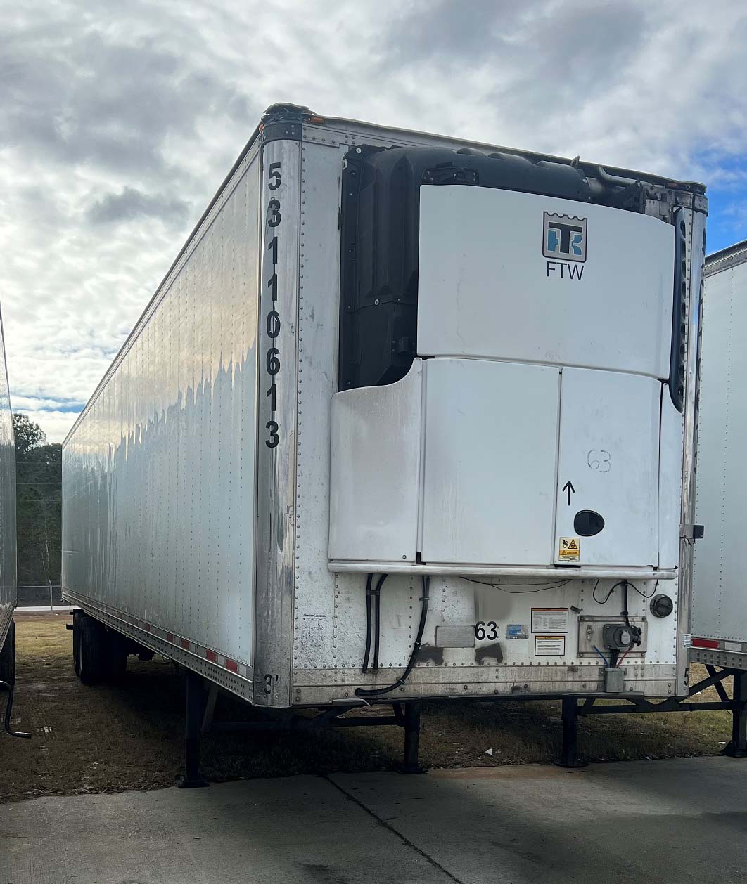 2014 Vanguard Reefer Trailer - Image 2