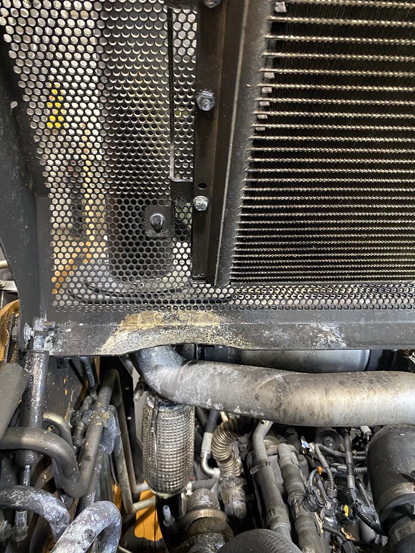 2023 CASE SR210B Skid Steer - Image 9