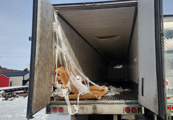 2012 Utility Reefer Trailer - Image 11