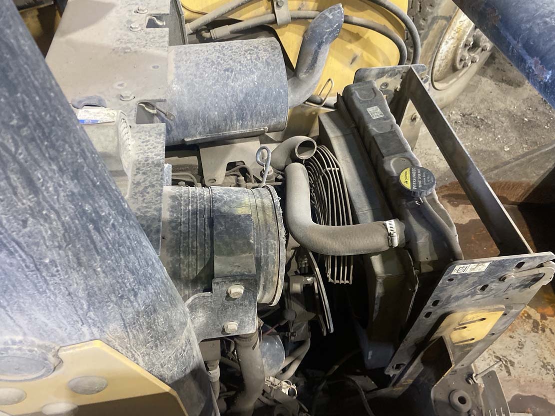 2000 John Deere 240 Skid Steer - Image 5