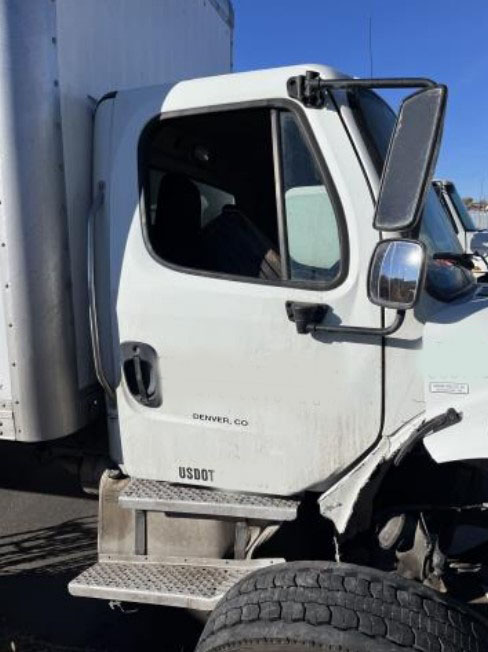 2023 Freightliner M106 Box Truck - Image 12