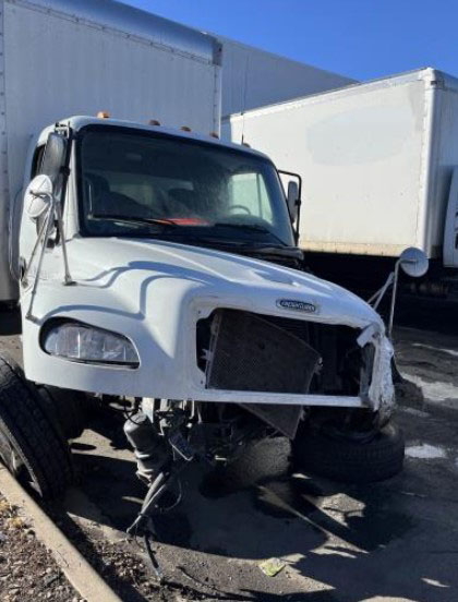 2023 Freightliner M106 Box Truck - Image 4