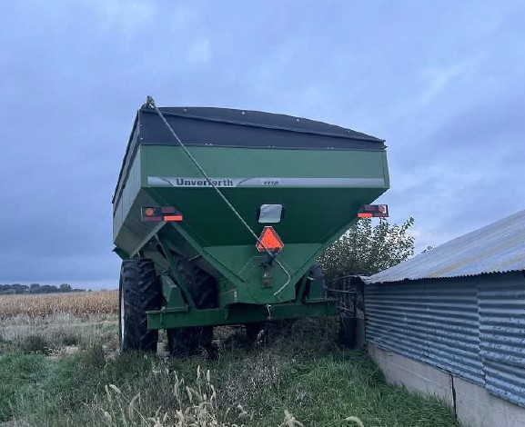 2013 Unverferth 1110 Grain Cart